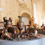 Lo scorso 21 giugno all�interno del Castello Normanno-Svevo di Bari si � tenuta la mostra dei 782 reperti archeologici trafugati da vari siti pugliesi...